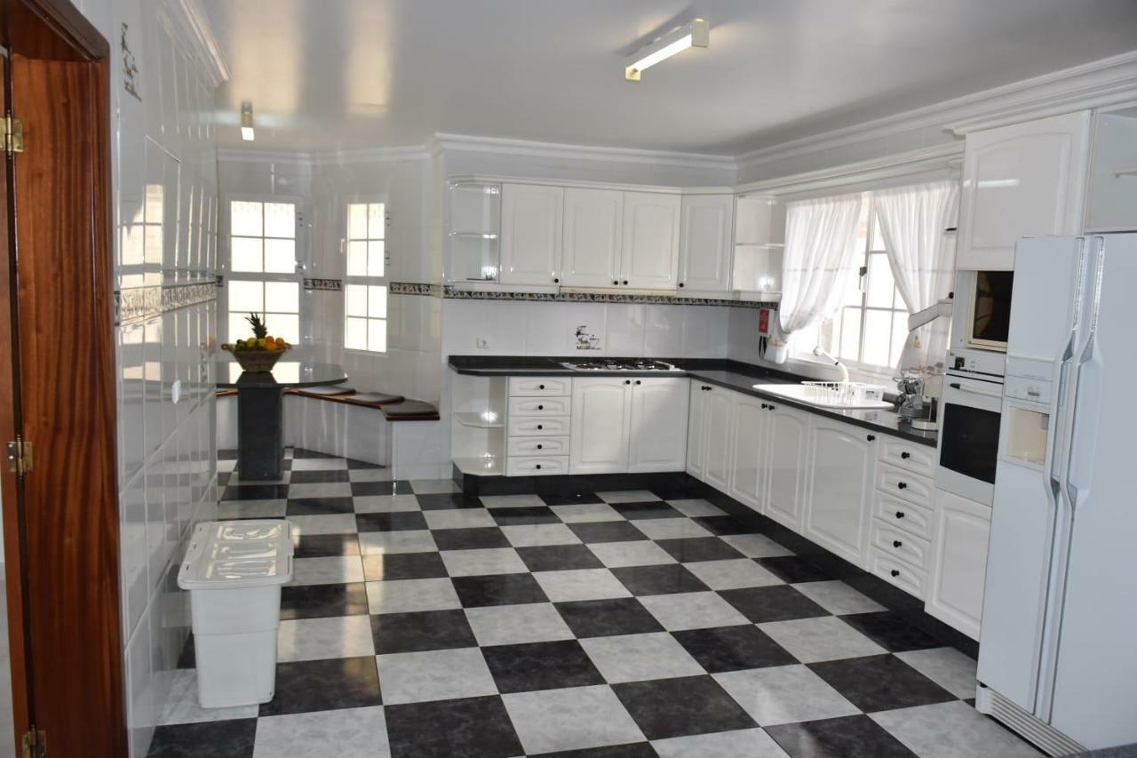 Mansion Almond - Sea, Sun And A Charming Refuge! Paul do Mar (Madeira)