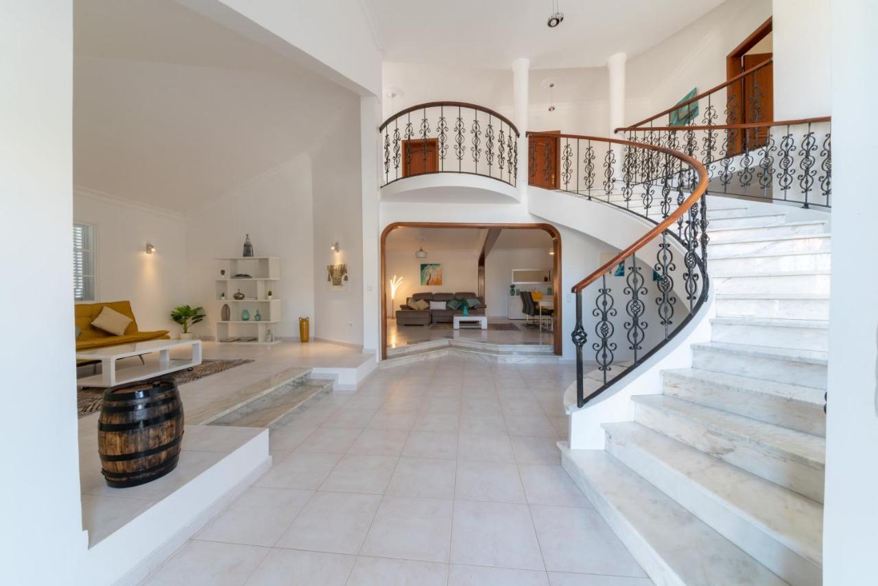 Mansion Almond - Sea, Sun And A Charming Refuge!