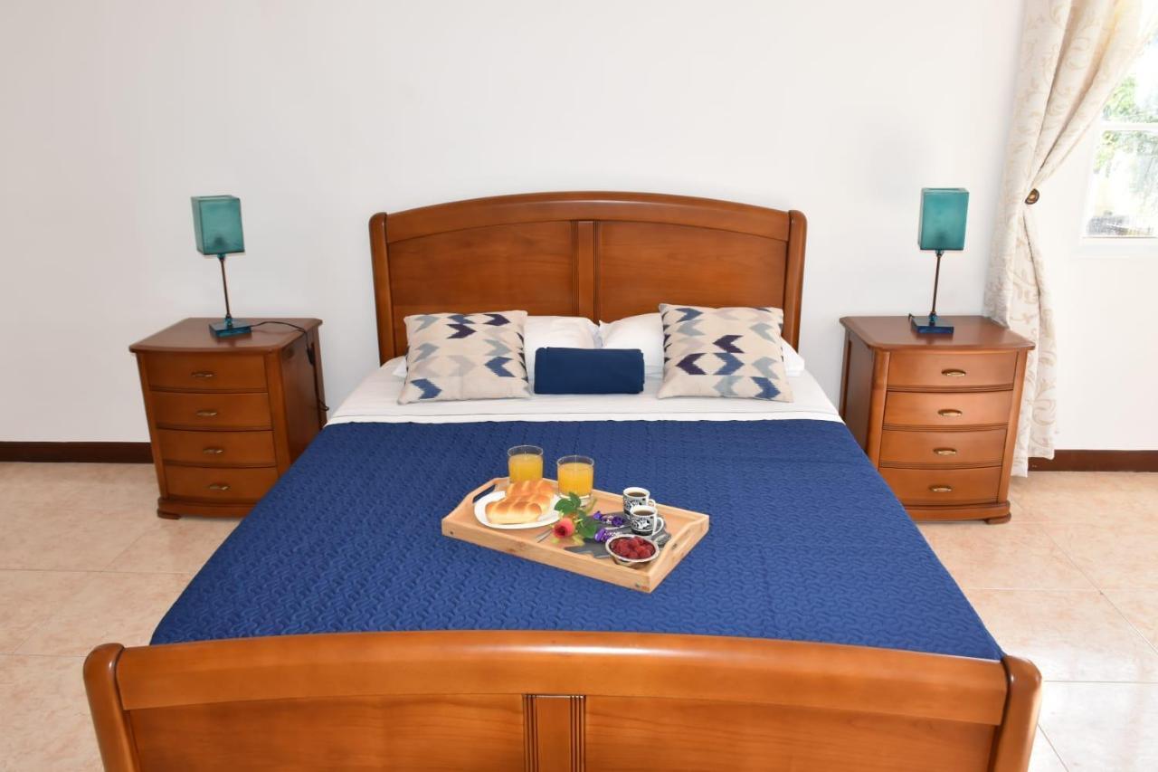Villa Mansion Almond - Sea, Sun And A Charming Refuge! Paul do Mar (Madeira)