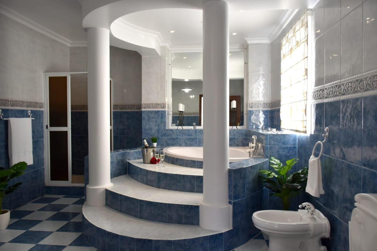 Mansion Almond - Sea, Sun And A Charming Refuge! Villa Paul do Mar (Madeira)